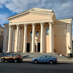 Минская хоральная синагога (ныне драмтеатр)