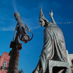 Памятник Звездочёту, Площадь звезд (Могилёв)