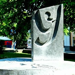 Памятник букве «Ў» (Полоцк)