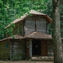 Часовня Матери Божьей Неустанной Помощи (Дубок)