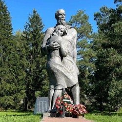 Мемориальный комплекс «Стена памяти» (Янино)