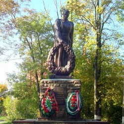 Памятник воинам Великой Отечественной войны (Ушачи)