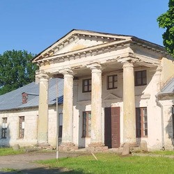Дворцово-парковый ансамбль Сапег-Потоцких (Высокое)