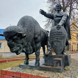 Памятник основателю Каменецкой крепости «Зодчий Олекса» (Каменец)