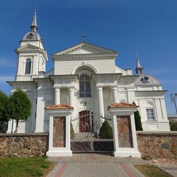 Костёл Пресвятой Троицы (Индура)