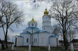 Свято-Воскресенская церковь в Дисне