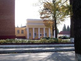 Здание Свислочской гимназии