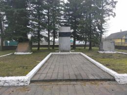 Памятник мирным жителям, погибшим в концлагере Колдычево