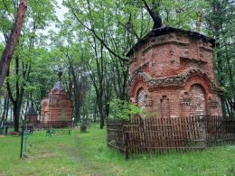 Каплицы (часовни) на рогачёвском кладбище (Рогачёв, Гомельская область)
