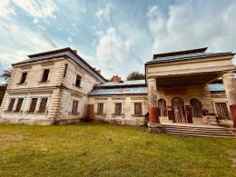 Усадьба Плятеров в Опсе. Главный дворец