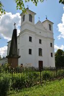 Костёл Святой Троицы в деревне Ищелно