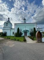 Церковь Святой Живоначальной Троицы в деревне Монастырь