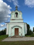 Церковь Святой Троицы в деревне Монастырь