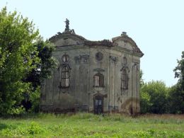 Руины костела в 2008 году
