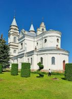 Костёл Пресвятой Девы Марии со стороны апсиды