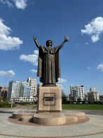Памятник Франциску Скорине у Национальной библиотеки Беларуси в Минске