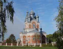 Свято-Богоявленская церковь со стороны апсиды