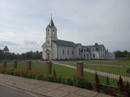 Костёл Святого Иосафата Кунцевича в Россонах