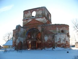 Руины Свято-Николаевской церкви. Вид сбоку