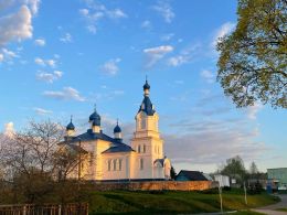 Церковь Святых Апостолов Петра и Павла в деревне Молчадь (Барановичский район)