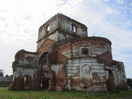 Руины Свято-Николаевской церкви. Вид со стороны апсиды