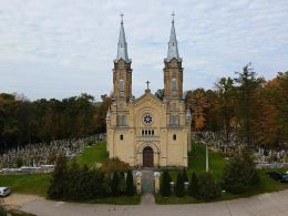 Костёл Святого Михаила Архангела в Белогруде