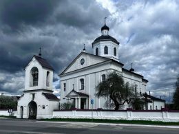 Спасо-Преображенская церковь в Ракове