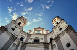 Костёл Святого Михаила Архангела в Лужках