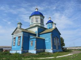 Церковь со стороны апсиды