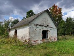 Руины винокурни и хозпостроек усадьбы Богдановичей в деревне Ободовцы