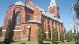 Костел со стороны апсиды