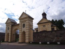 Брама (ворота) храма