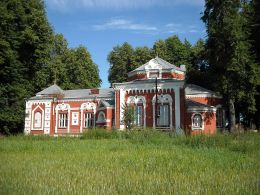 Свято-Георгиевская церковь в деревне Старое Высокое