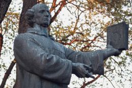 Памятник Сымону Будному в Несвиже