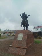 Памятник князю Всеславу Чародею в Полоцке