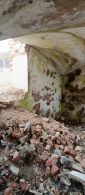 Руины уездной больницы в городе Дисна