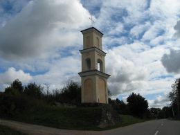 Часовня с деревянной скульптурой (Гольшаны, Ошмянский район)