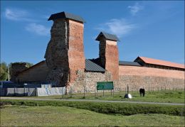 Кревский замок. Законсервированная башня