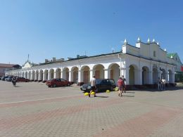 Торговые ряды «Белые лавки» в Пружанах