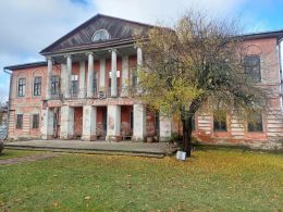 Дворец-усадьба Халецких в деревне Хальч
