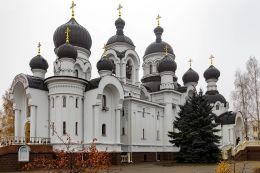 Собор Святых Жен-Мироносиц в Барановичах