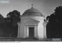 Часовня-усыпальница Скирмунтов, фото 1937 г.