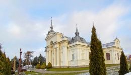 Костёл Пресвятой Троицы в Индуре