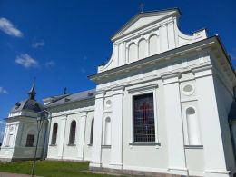 Костёл Пресвятой Троицы в Индуре
