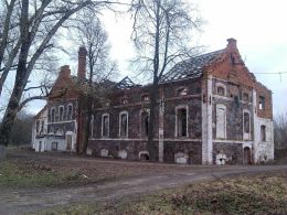 Усадьба Святских «Старая Белица» в деревне Пламя