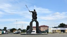 Памятник князю Давиду в Давид-Городке